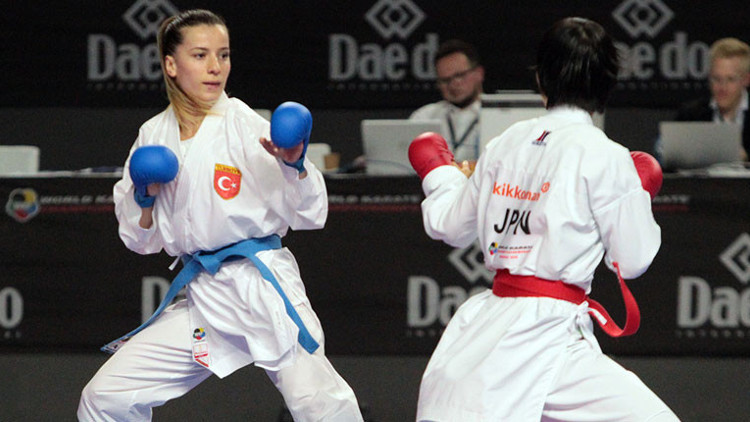 Serap Özçelik dünya ikincisi oldu Serap Özçelik dünya ikincisi oldu