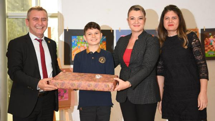 Çocuklar haklarını resme döktü