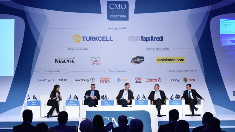 Pazarlamanın 400 usta ismi CMO Summit 2018’de buluştu Pazarlamanın 400 usta ismi CMO Summit 2018’de buluştu