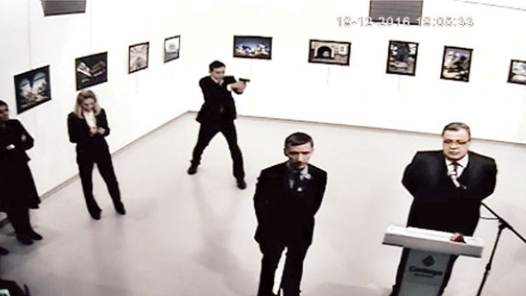 Karlov’u AK Parti’nin iftarında vuracaklardı