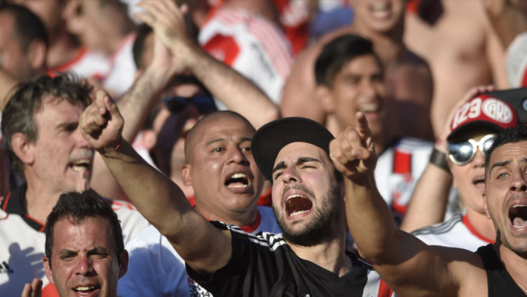 Boca - River kupa finali ertelendi