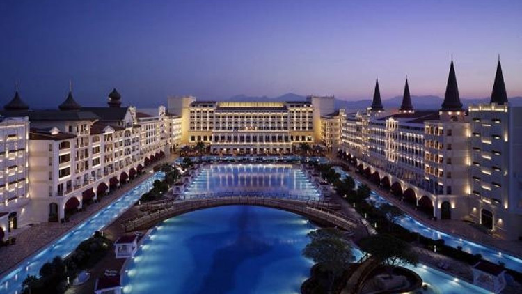 Mardan Palace, Titanic Hotelse kiralandı