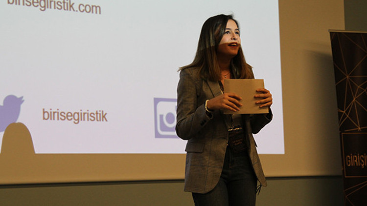 Hem fenomen hem girişimci üniversiteli: Elif Aleyna Duman