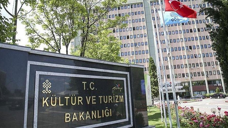 Müzeler artık arkeologlara paralı