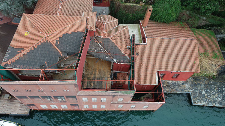 Geminin çarptığı tarihi yalının son hali Geminin çarptığı tarihi yalının son hali