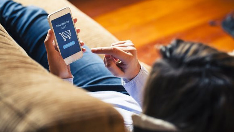 Alışveriş yapanların üçte biri finansal kimlik bilgilerini kaptırıyor