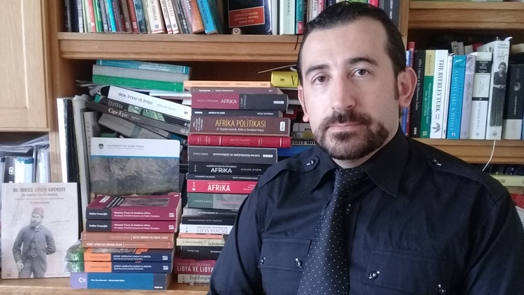 Son Osmanlı diplomatının kabri FETÖnün elinde Son Osmanlı diplomatının kabri FETÖnün elinde