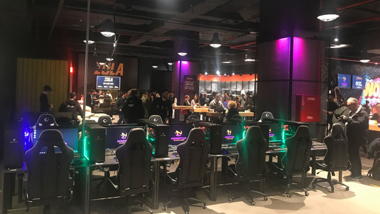 Nonstop Zula E-Spor Merkezi açıldı