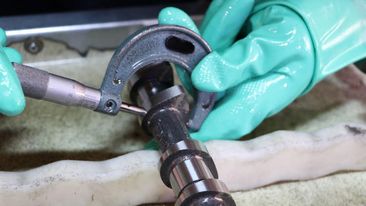 Dünya Çinden alıyor, Türkler Çine satıyor Dünya Çinden alıyor, Türkler Çine satıyor