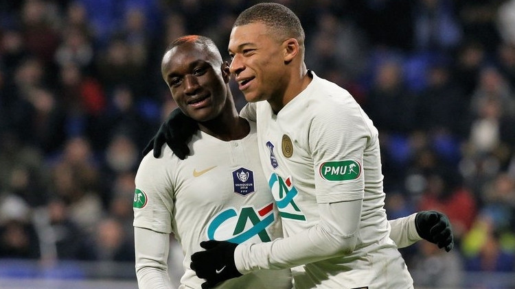PSG, zayıf Villefranche engelini uzatmada geçebildi
