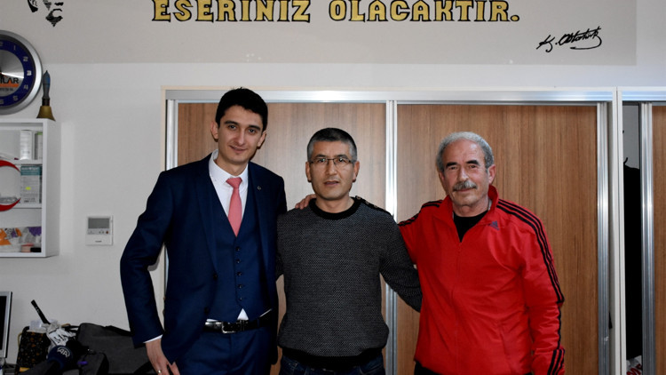 Üç nesil öğretmen aynı okulda