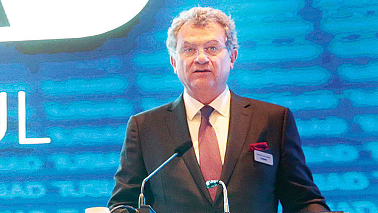 Yeni başkan Kaslowski Yeni başkan Kaslowski