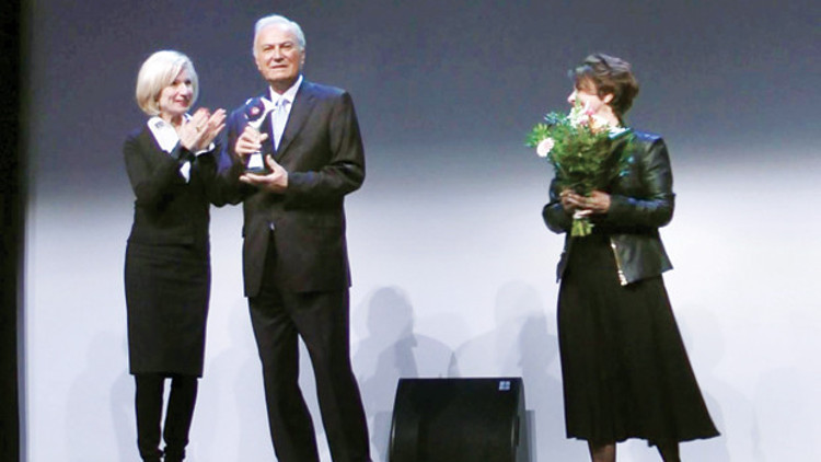 Usta oyuncuya onur ödülü