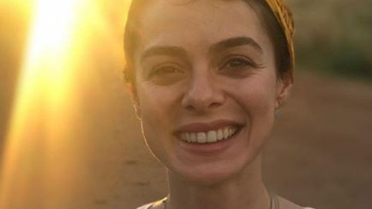 Özge Özpirinçci kimdir kaç yaşında Hangi dizilerde boy gösterdi Özge Özpirinçci kimdir kaç yaşında Hangi dizilerde boy gösterdi