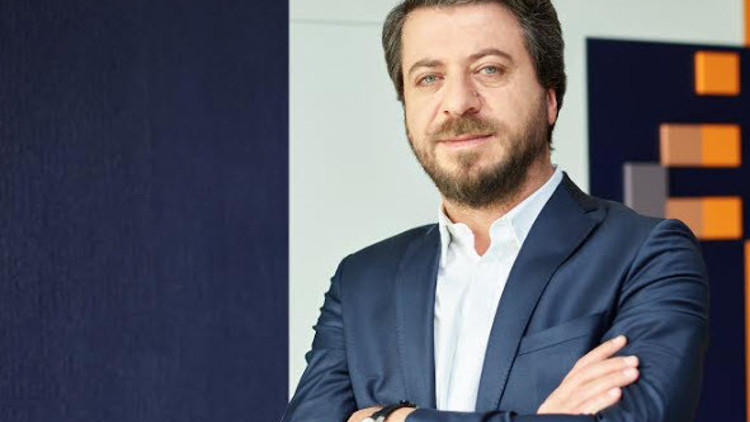 Yapay Zeka Zirvesi’nde ‘Akıllı Dijital Dönüşüm’ stratejisini anlattı Yapay Zeka Zirvesi’nde ‘Akıllı Dijital Dönüşüm’ stratejisini anlattı