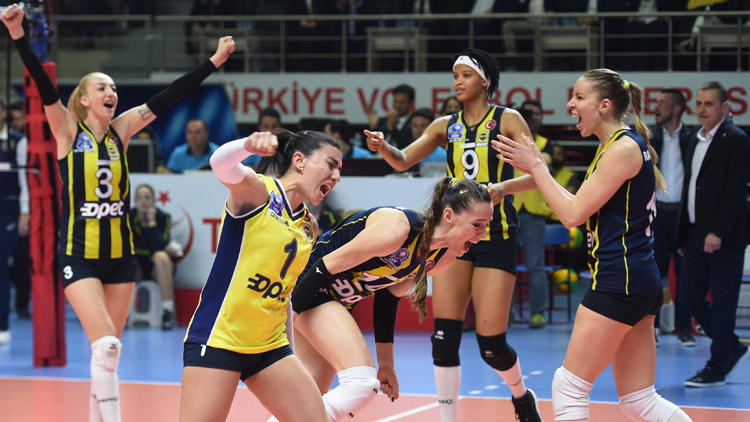 Sarı Melekler yarı finalde Sarı Melekler yarı finalde