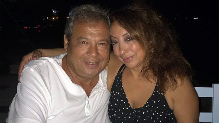 Ünlü çift evlendikleri günü ilk kez anlattı Kız evinden erkek evine koca bir traktörle gittik Ünlü çift evlendikleri günü ilk kez anlattı Kız evinden erkek evine koca bir traktörle gittik