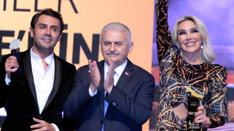 Taksiciler ödüllendirdi Taksiciler ödüllendirdi