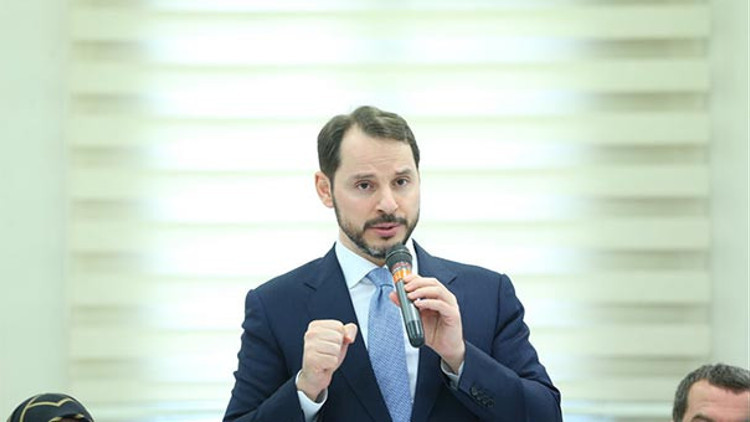 Bakan Albayrak, Zeytinburnunda esnafla buluştu Bakan Albayrak, Zeytinburnunda esnafla buluştu