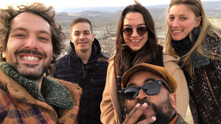 Tara Missoni ailesiyle buluştu