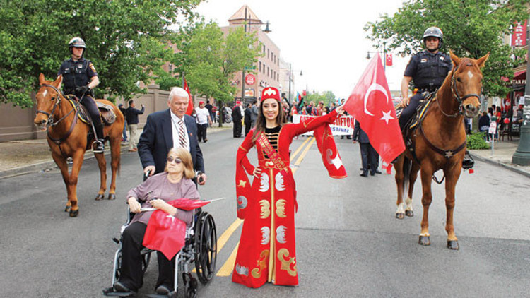 Nihan’dan Amerika çıkarması Nihan’dan Amerika çıkarması