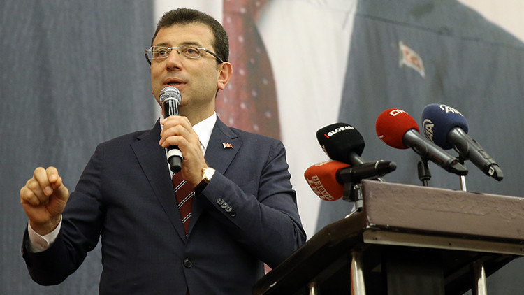 İmamoğlu: Hukukla beraber mücadelemizi de vereceğiz