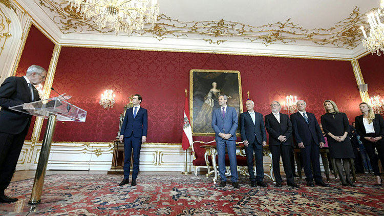 Cumhurbaşkanı yeni hükümeti onayladı