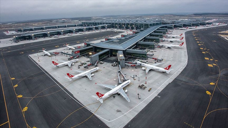 Havada trafik arttı, gecikme azaldı