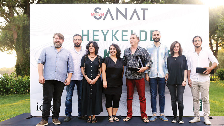 Seyirciyle buluştular