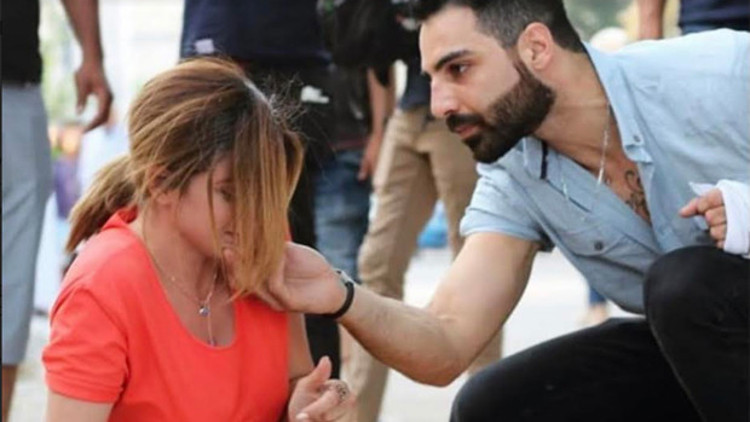 Eser West’e ödül Eser West’e ödül