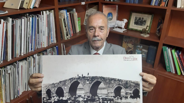 Vaktini ve parasını tutkusuna harcadı
