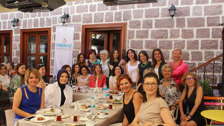 Müzede toplantı Müzede toplantı