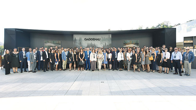 Bizim için hep zirvedesiniz... Lüks beyaz eşya markası Gaggenau, Türkiye’yi ilk 10’da tutuyor Bizim için hep zirvedesiniz... Lüks beyaz eşya markası Gaggenau, Türkiye’yi ilk 10’da tutuyor