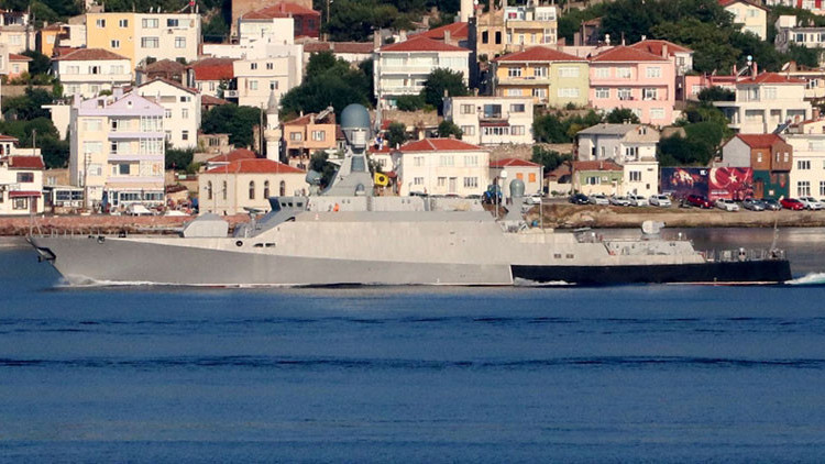 Rus askeri gemileri Çanakkale Boğazından geçti Rus askeri gemileri Çanakkale Boğazından geçti