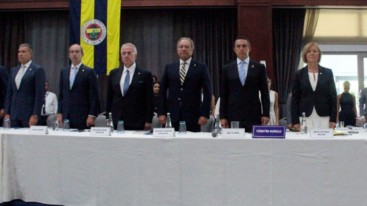 Fenerbahçe Yüksek Divan Kurulu Toplantısı başladı Fenerbahçe Yüksek Divan Kurulu Toplantısı başladı