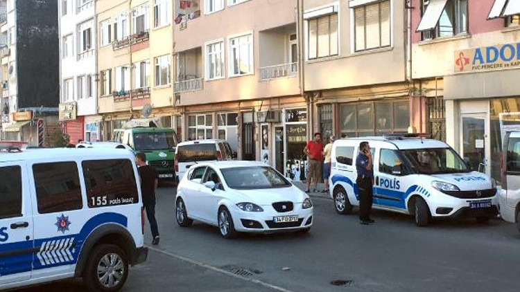 Silivride bir kişi yalnız kaldığı evde ölü bulundu