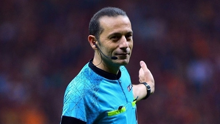 Dev final öncesi Cüneyt Çakır konuştu