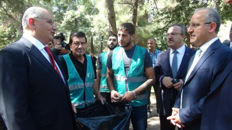 Mahkumlar temizlik yaptı