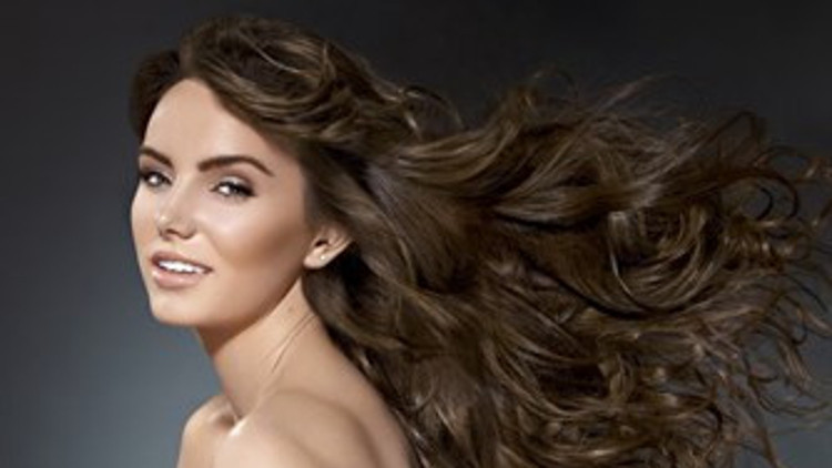 Botoks İle Saçları Canlandırmak Mümkün Botoks İle Saçları Canlandırmak Mümkün