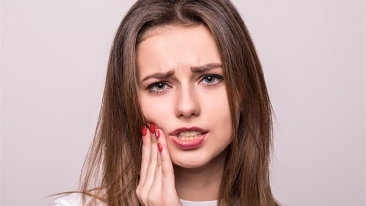 Diş Eksikliklerinin Nelere Sebep Olacağını Biliyor Musunuz