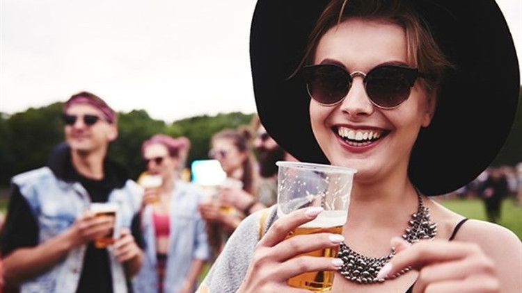 Coachella 2018’in İddialı Makyaj Stilleri