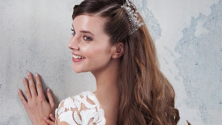 2018 İlkbahar- Yaz Gelin Saçı Trendleri