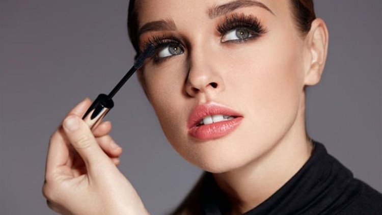 Takma Kirpik Kullananların Uyması Gereken 5 Kural