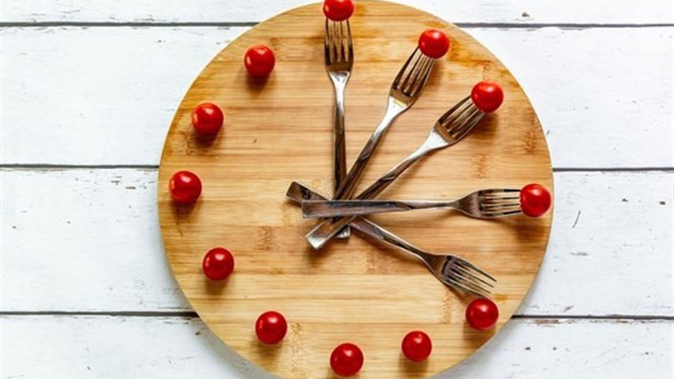 İntermittent Fasting (Aralıklı Oruç Diyeti) Zararlı mı