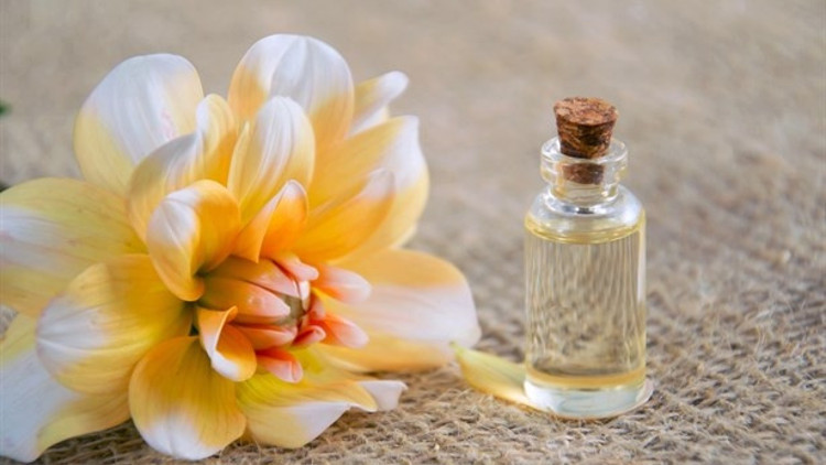 Migreni Uçucu Yağlar İle Tedavi Edin