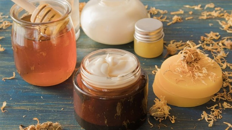 Yağlı Ciltler İçin Doğal Çözümler