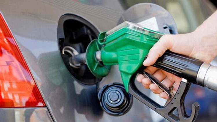 Motorin ve benzine zam Motorin ve benzine zam