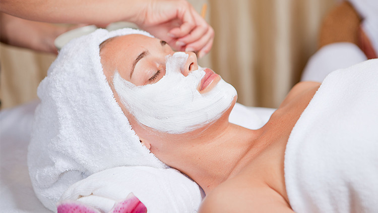 Yazın Yorulan Cildinize Nasıl Sonbahar Bakımı Yapmalısınız