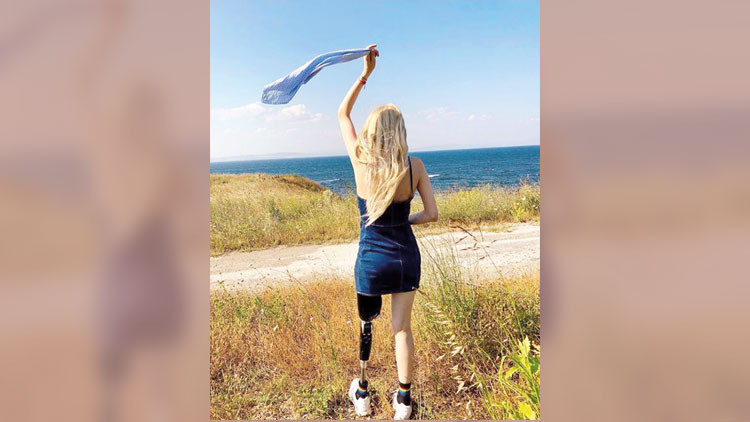 Demir kadın mücadelen çok güzeldi Demir kadın mücadelen çok güzeldi