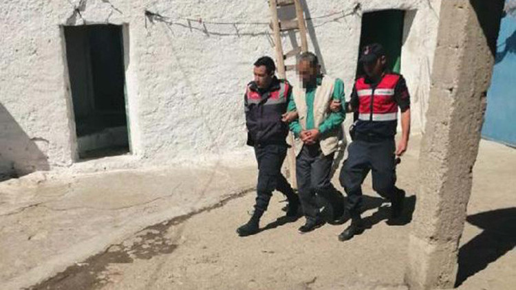 Vahşet Eşini 27 yerinden bıçaklayarak öldürdü